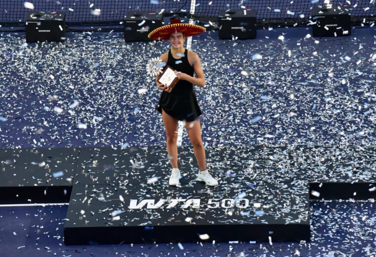 Campeona adolescente; Jovic conquista su primer título